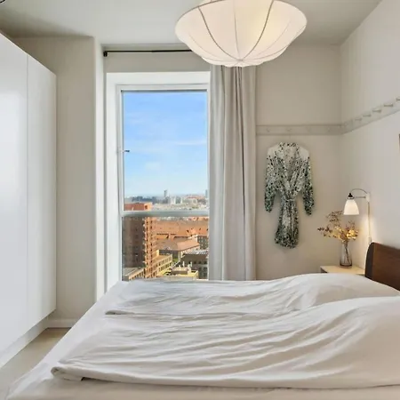 Spacious In V With Balcony Lejlighed *